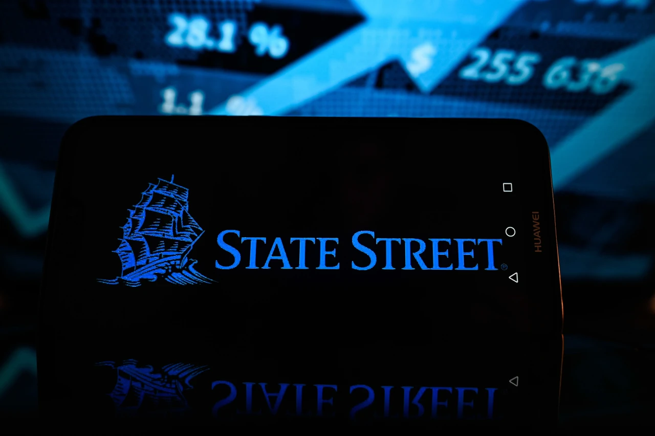 State Street & Apollo Unveil Groundbreaking Private Credit ETF