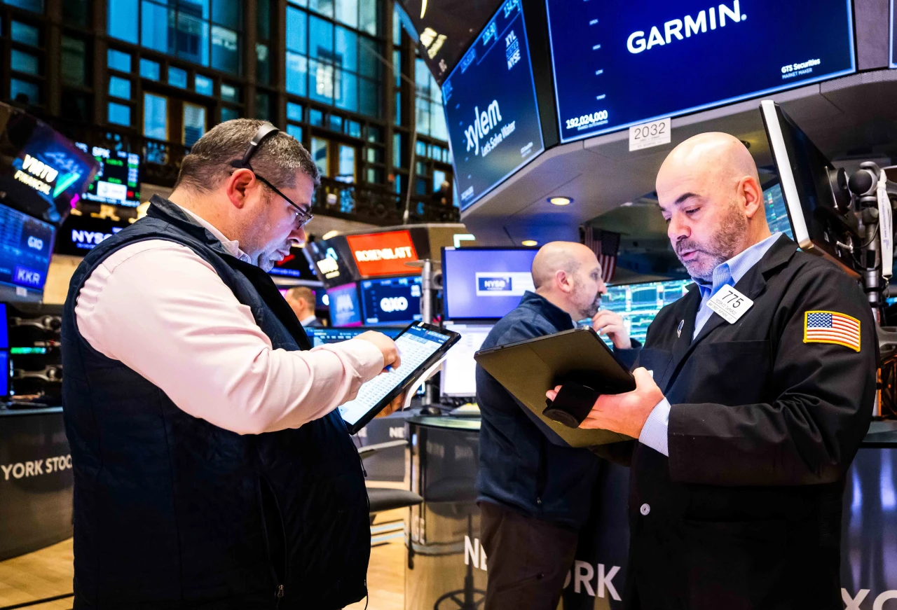 Investing Expert Warns About Risks of Specialized ETFs