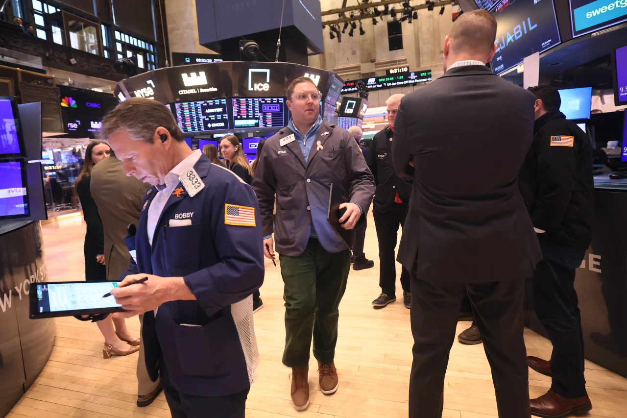 Scotts Miracle-Gro Stock Could See Strong Rebound, Says Stifel