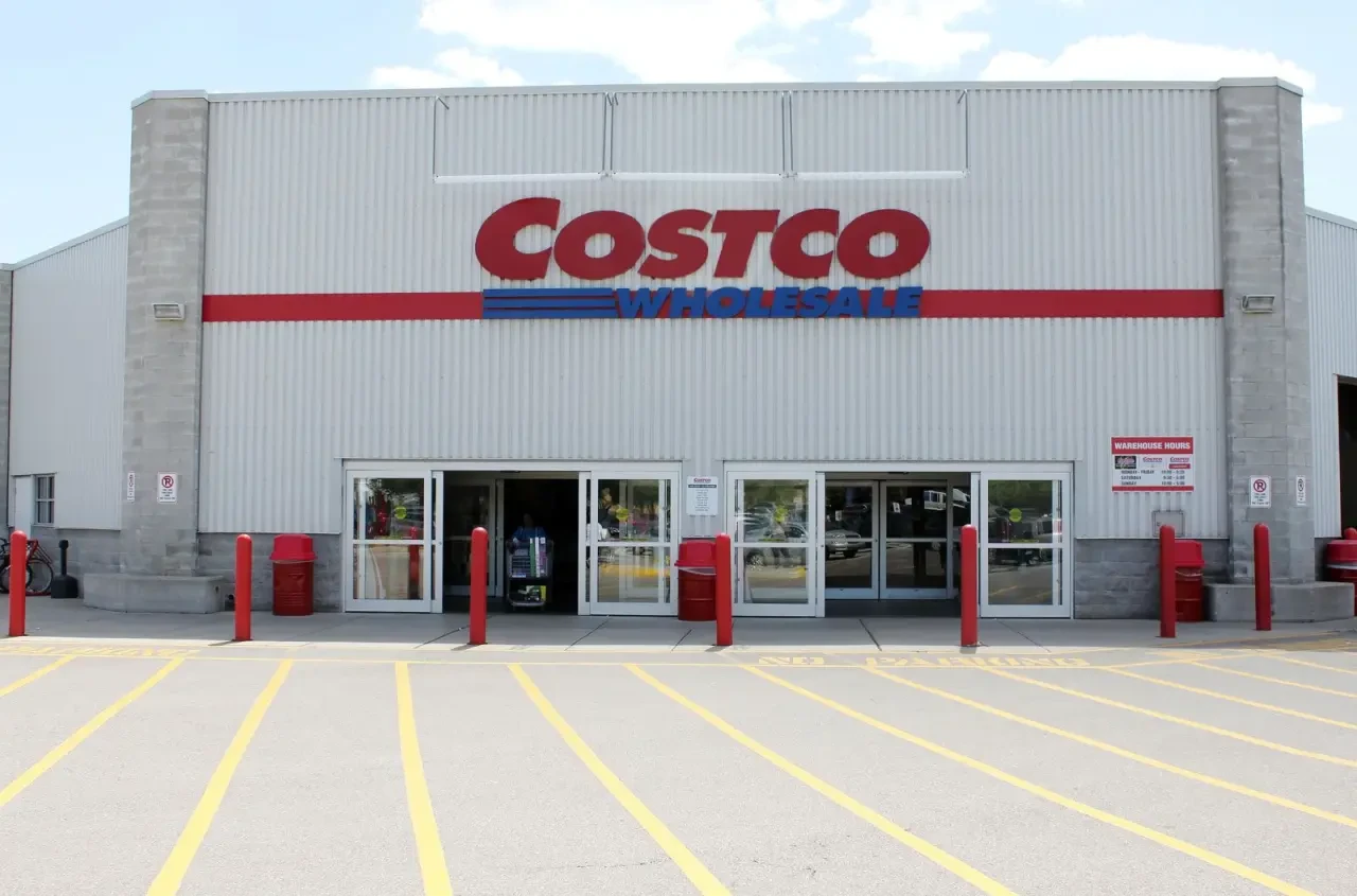 Costco Shares Fall After Missing Earnings Expectations