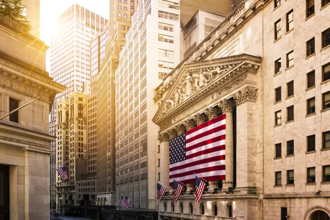 Wall Street Buzzes Over ‘Mar-a-Lago Accord’—How This Currency Deal Could Reshape Markets