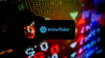 Snowflake's Growth Accelerates with Demand and AI Projects