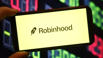 Investors Advised to Exercise Caution with Robinhood Stock