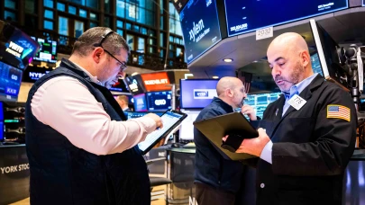 Investing Expert Warns About Risks of Specialized ETFs