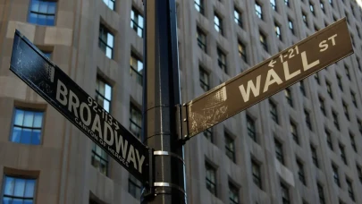 Wall Street Veteran Warns of Possible Recession