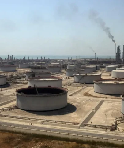 Saudi Arabian Oil Co. Reduces Dividend Payout Due to Falling Profits