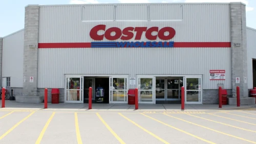 Costco Shares Fall After Missing Earnings Expectations