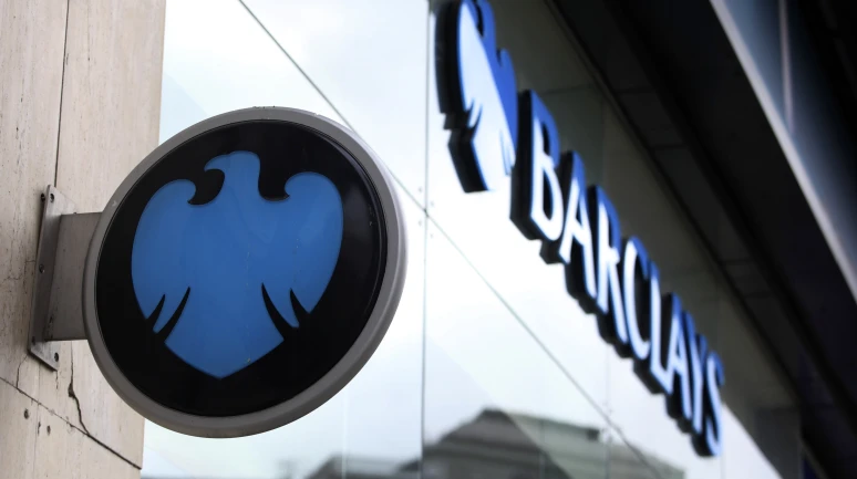 Barclays Shares Drop Despite Strong Q4 Profits as 2025 Outlook Disappoints