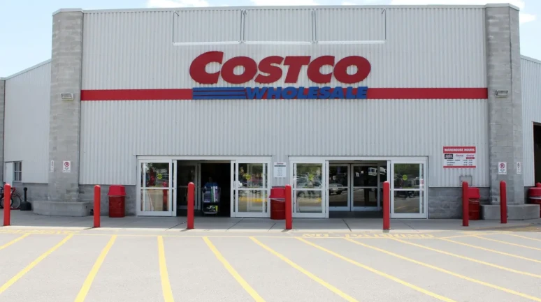 Costco Shares Fall After Missing Earnings Expectations