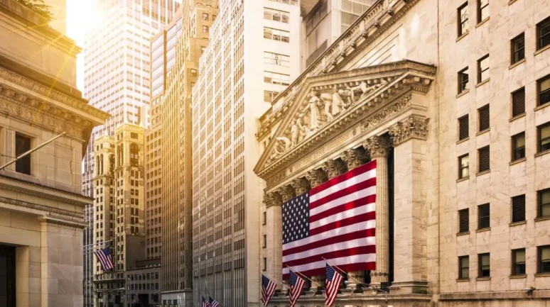 Wall Street Buzzes Over ‘Mar-a-Lago Accord’—How This Currency Deal Could Reshape Markets